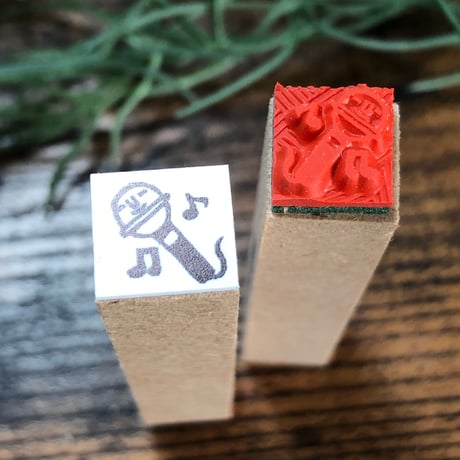 【マイク・カラオケ・コンサート10mm角】絵文字はんこ10x10mm_R286