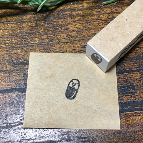 【薬・カプセル10mm角】絵文字はんこ10x10mm_R151