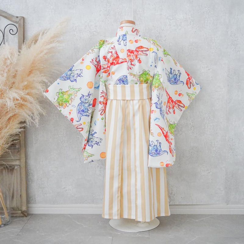 レンタル】2 ステップ袴（5歳用恐竜シンプルコーディネート） | HAM-NICO