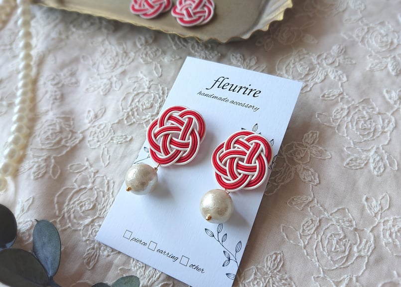 水引(梅結び)×コットンパールの和ピアス/イヤリング※アレルギー対応可