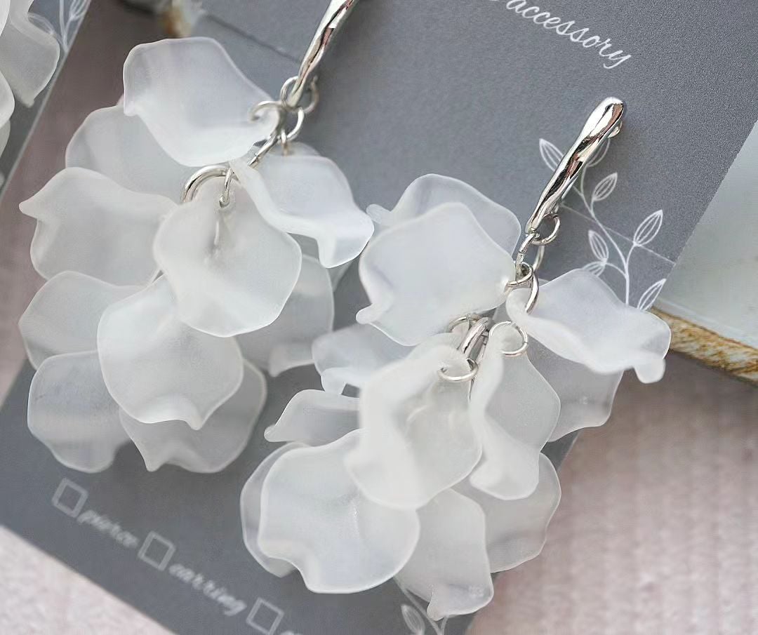 frost flower』silver～揺れる花びらピアス/イヤリング