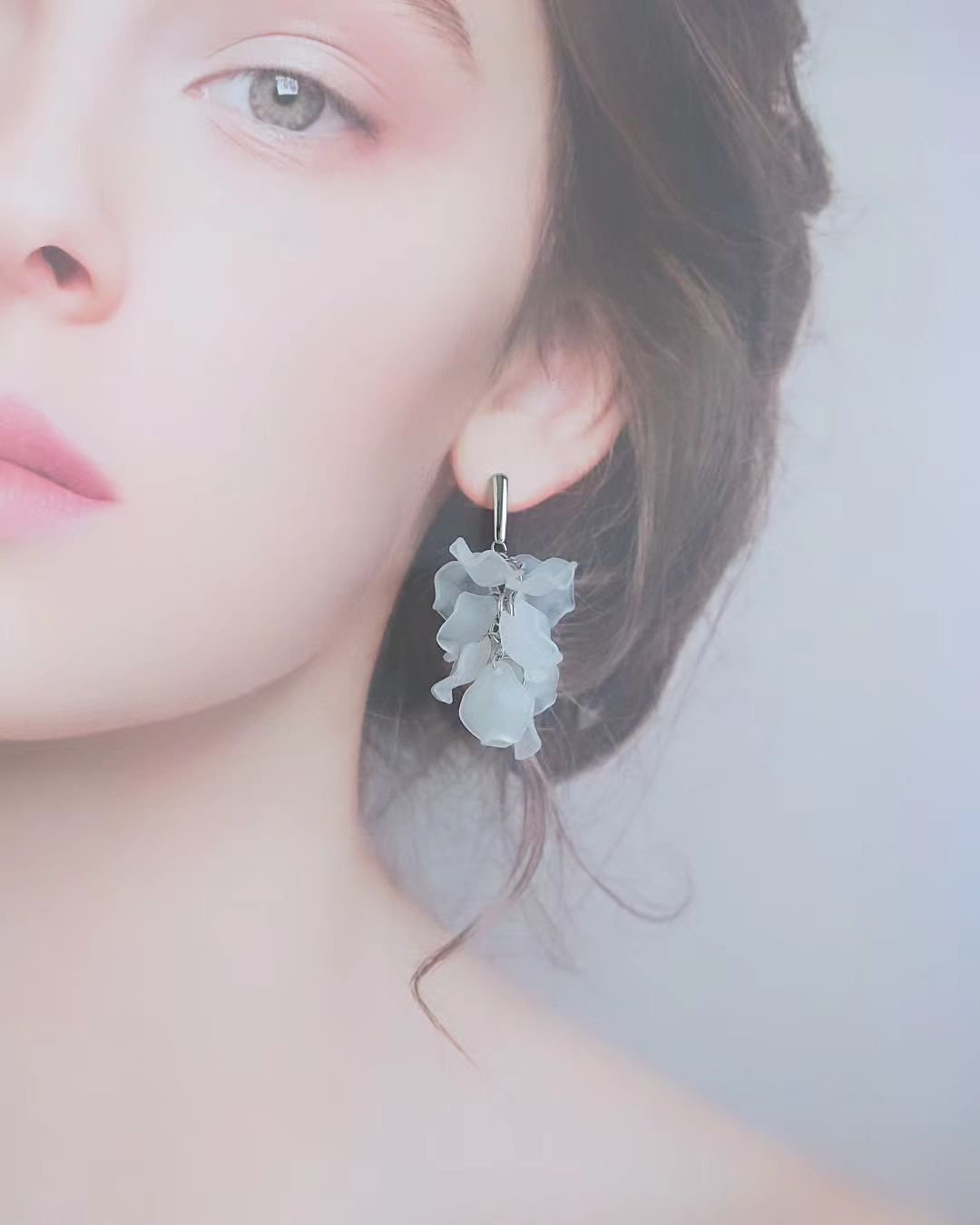 frost flower』silver～揺れる花びらピアス/イヤリング ✳️サージカル