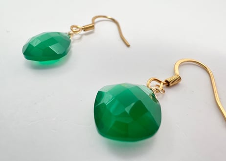グリーンオニキス ピアス
