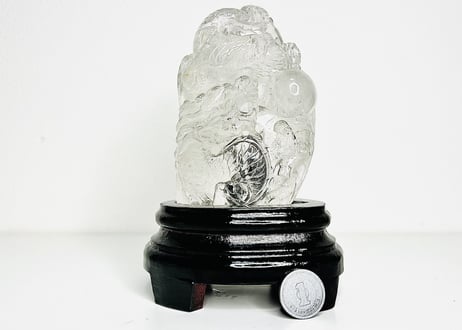 龍 水晶