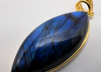 Kaya様✴︎フェザーアゲート2点＊ストライプラブラドライト2点＊チャーム エンジェルフェザーアゲート | あじろゆき オンラインショップ