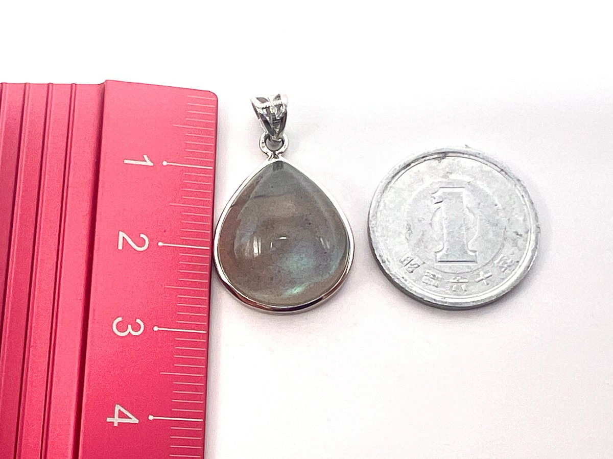 スギライト、ラブラドライト、アパタイトたん！なんか変わった雰囲気！ スギライト、ラブラドライト、アパタイトたん！なんか変わった雰囲気