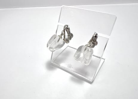 水晶 イヤリング