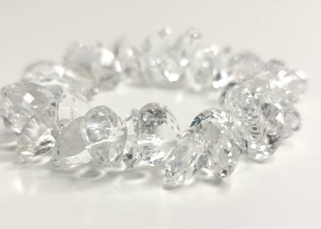 水晶　ハートカットブレス
