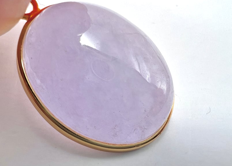 ユリママページ￼ 翡翠 ラベンダーヒスイ希少瓢箪ペンダント重さ37.0ct ラベンダー翡翠（ヒスイ） 78.496ctルース 中宝