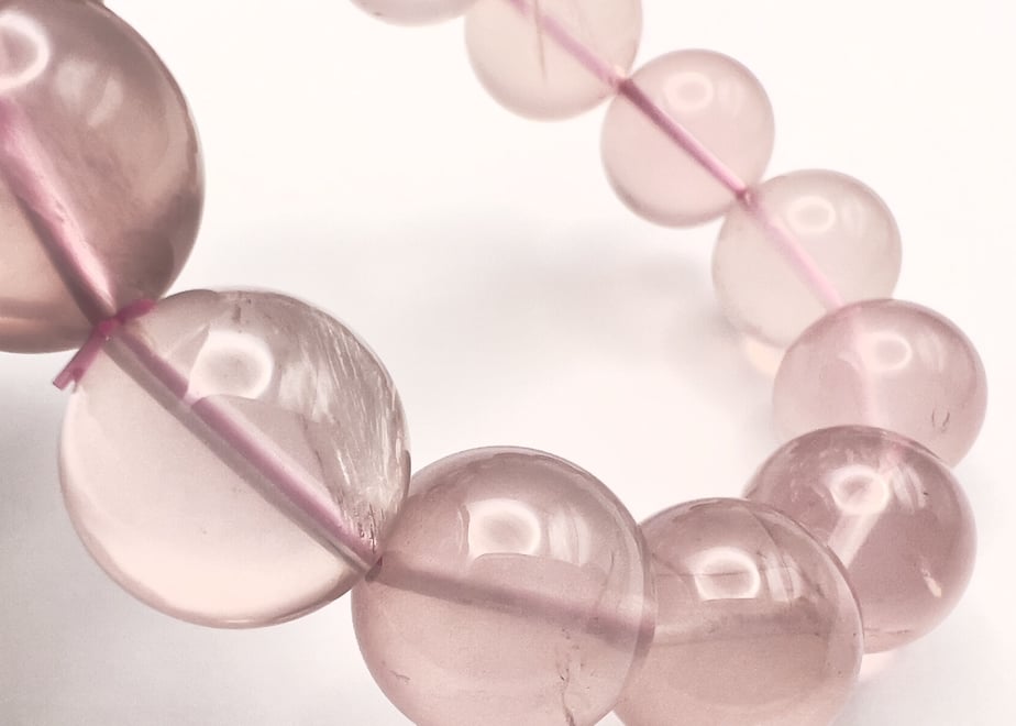 62f306e9b8215606c6096241