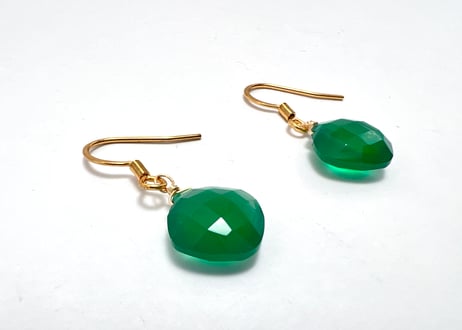 グリーンオニキス ピアス
