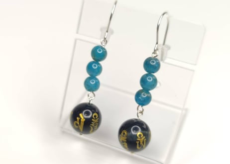 ピアス　オニキス（六字真言）アパタイト