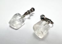 水晶 イヤリング