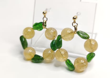 ピアス