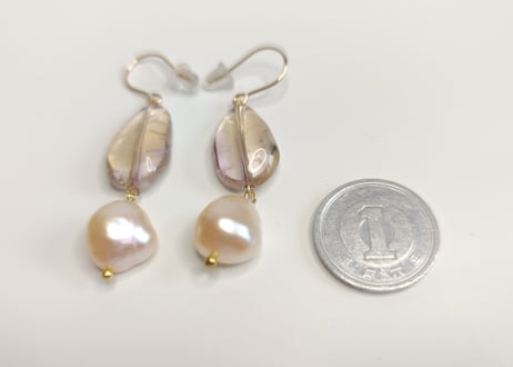 ピアス
