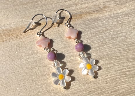 フラワーピアス