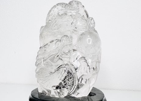 龍 水晶