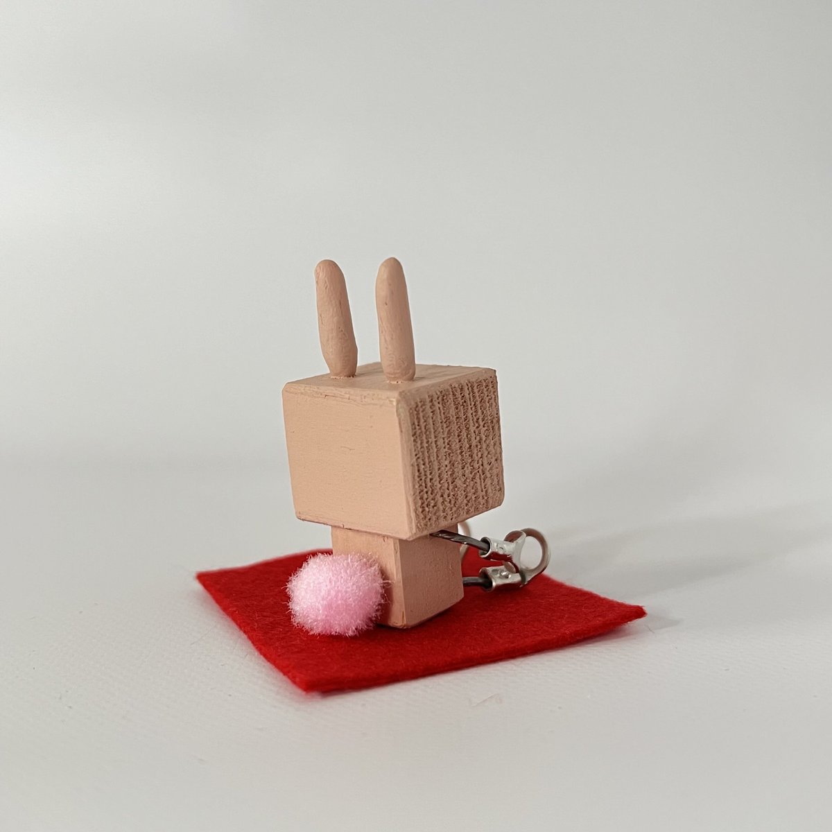 干支ちょこん「うさぎ」座ってる子 | CHOCONWORKS