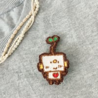 パンチニードルブローチ