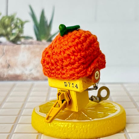 D714