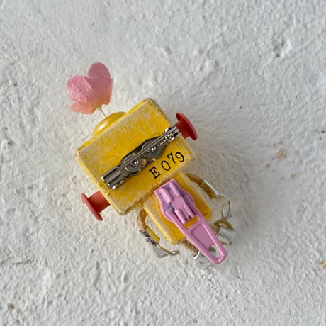 E079