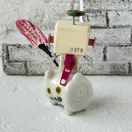 D679