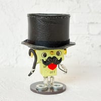 F378