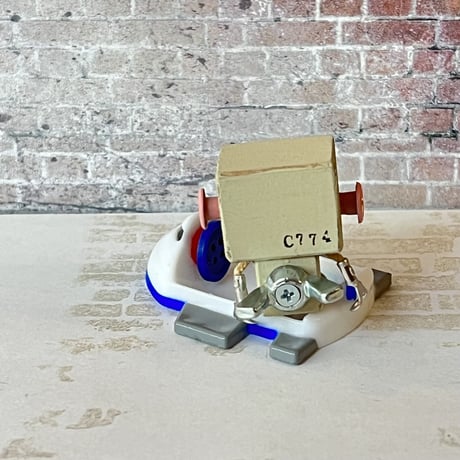 C774