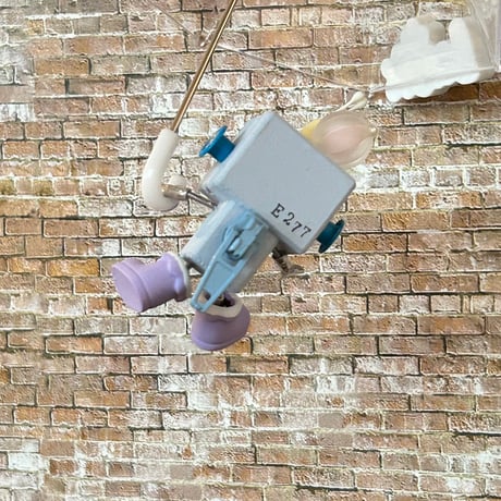 E277