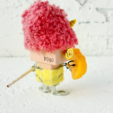 F090
