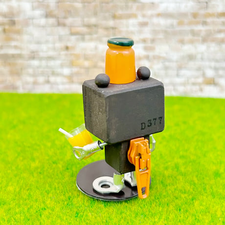 D377