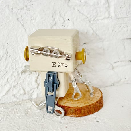 E279