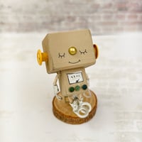 C817
