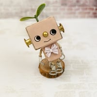 C813
