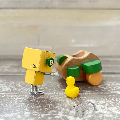 C210
