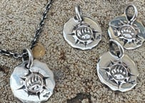 トライアングルバングル | DearStock