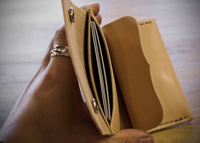 パーティーウォレット × アポロコンチョ | DearStock