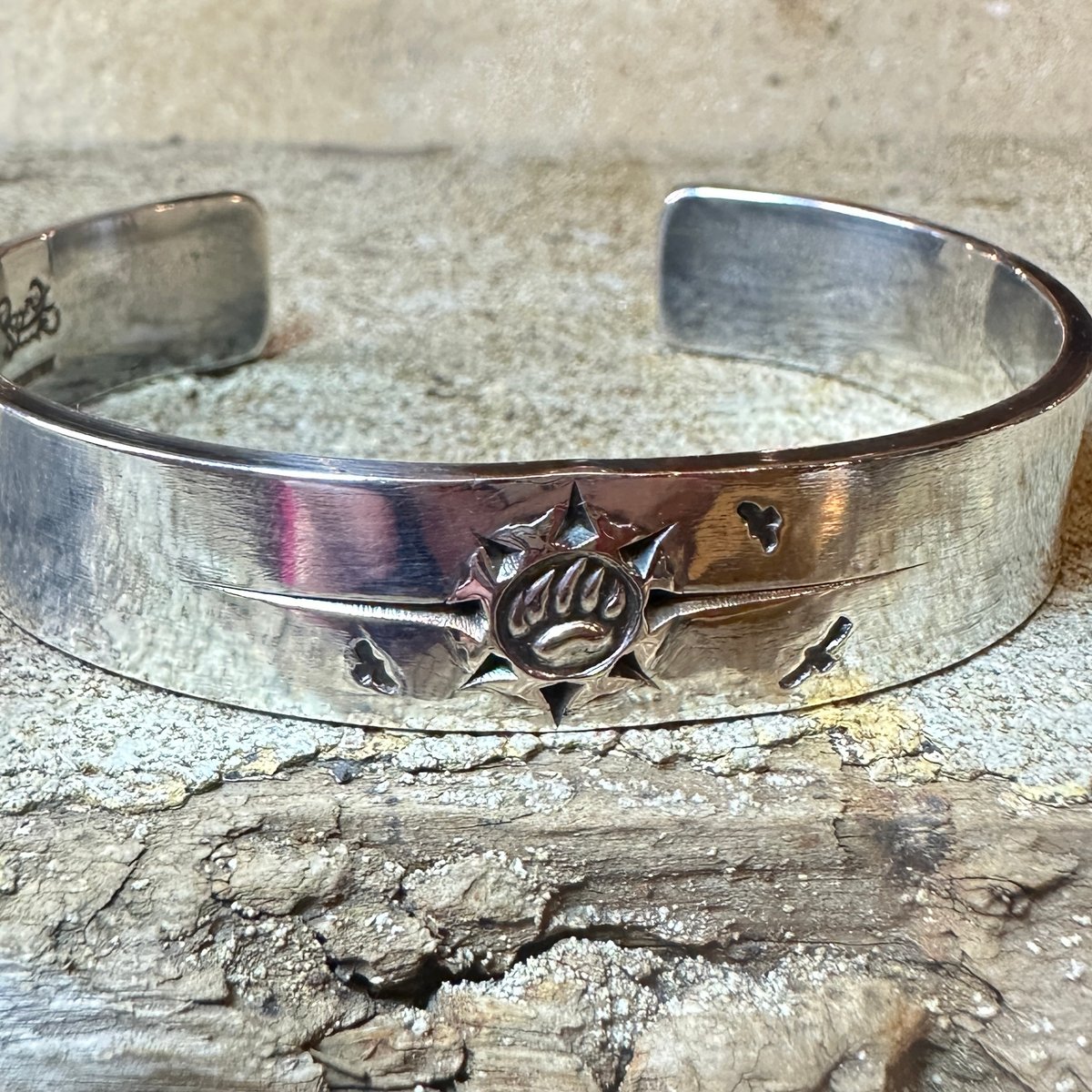 バングル あるじゃん 祐天寺 あるじゃん バングル あるじゃん 祐天寺