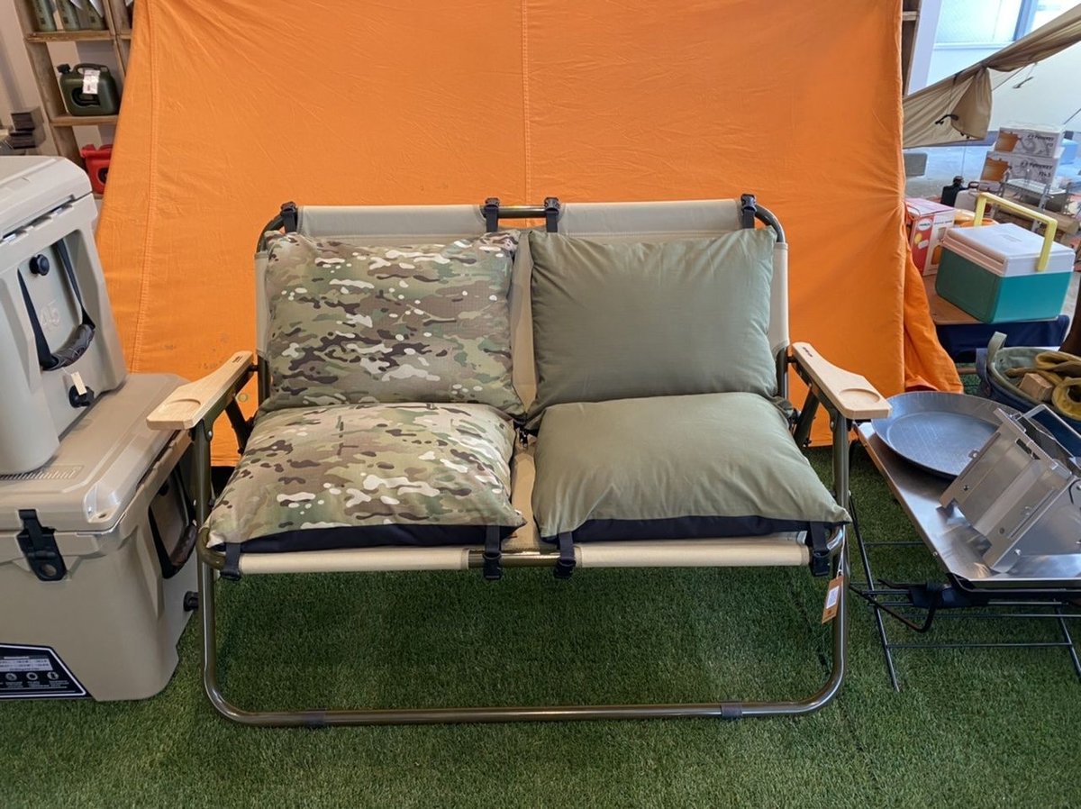 ファーカーミットチェア　赤狐毛皮敷物　キャンプ　シートカバー　フォックス　2枚組 ファーカーミットチェア 赤狐毛皮敷物 キャンプ シートカバー