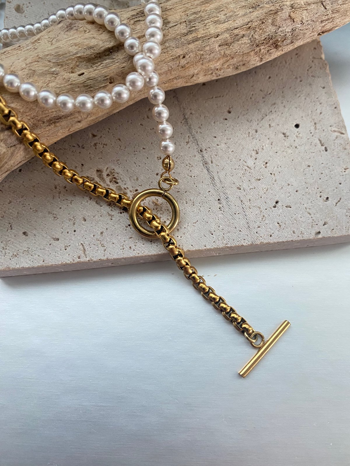 ADORE✨未使用級　ロングジレ　ダブルフェイス　ステッチ　ゴールドチェーン gold パールロングネックレス | Shiori 栞 Accessory