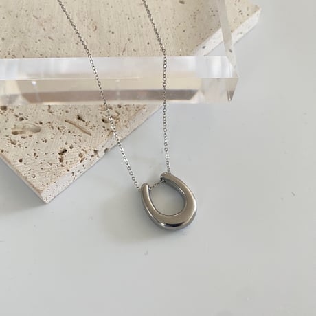 ホースシューネックレス | STORES