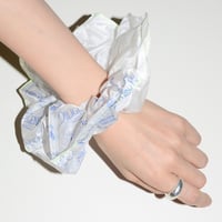 HOZUBAG Scrunchie/WHITE