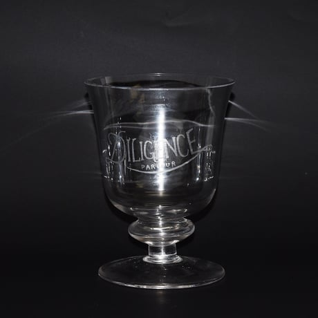 Hand carved logo flower vase ー7(W9×H14)