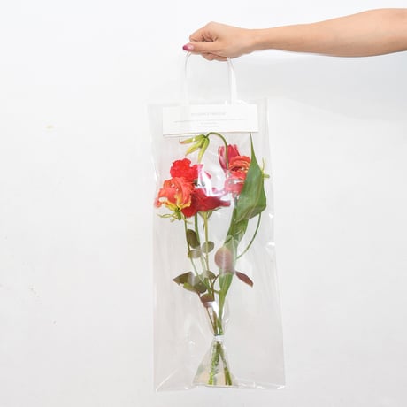 Seasonal bouquet / TOMATO