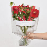 Seasonal bouquet / SCARLERT