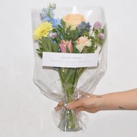 Seasonal bouquet / NUANCE