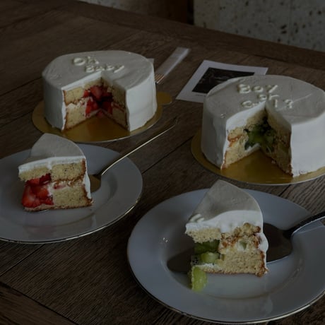 ジェンダーリビールケーキ　＜赤ちゃんの性別発表＞