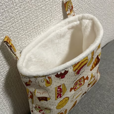 モモンガポーチ