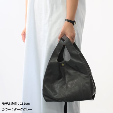 シャノワール♪美品✨MahL+81 マール レザートートバッグ シボ革 シャノワール様専用♪美品✨MahL+81 マール レザートートバッグ シボ