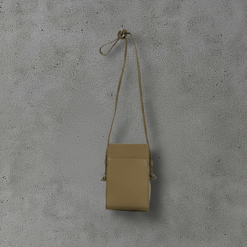 せいじ様〈新品未使用未開封〉JR貨物　20D-1308 ショルダーバッグ SHOULDER BAG WITH CLASP CLOSURE(FREE SIZE Black): Ground Y｜THE